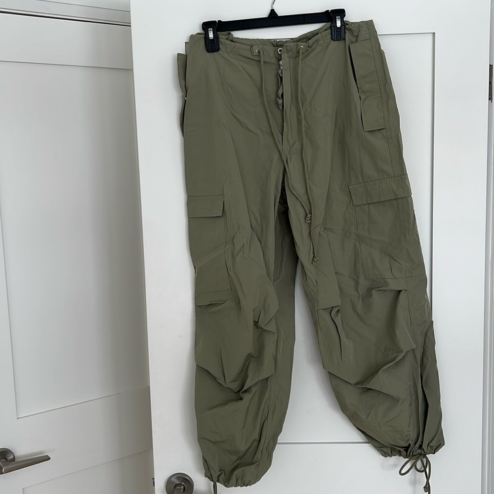 Parachute pants